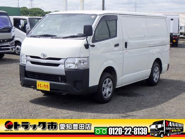 Toyota HIACE VAN 2020-11 7710542-0