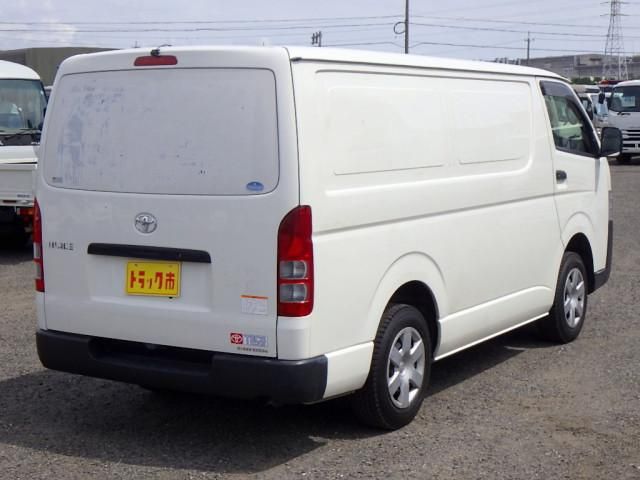 Toyota HIACE VAN 2020-11 7710542-27
