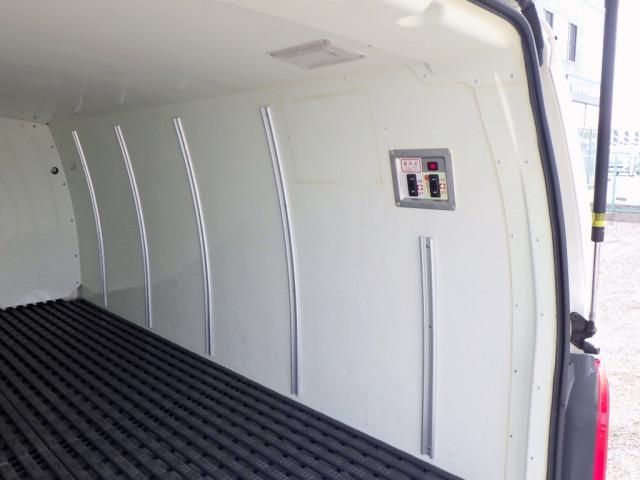 Toyota HIACE VAN 2020-11 7710542-7