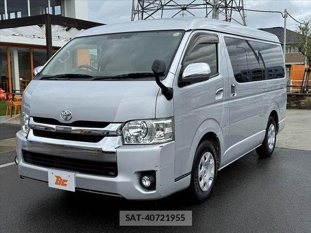 Toyota HIACE VAN 2019-08 7729977-9