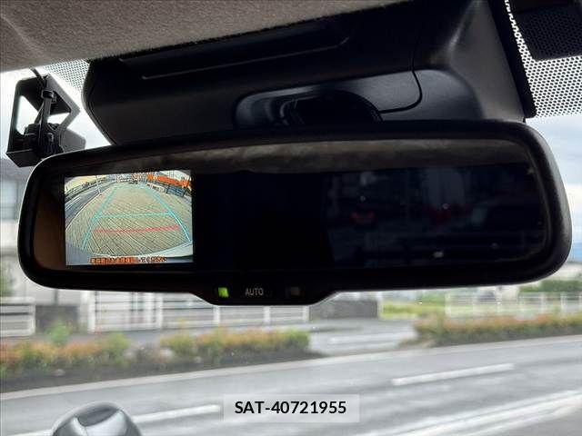 Toyota HIACE VAN 2019-08 7729977-6