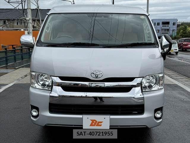 Toyota HIACE VAN 2019-08 7729977-8