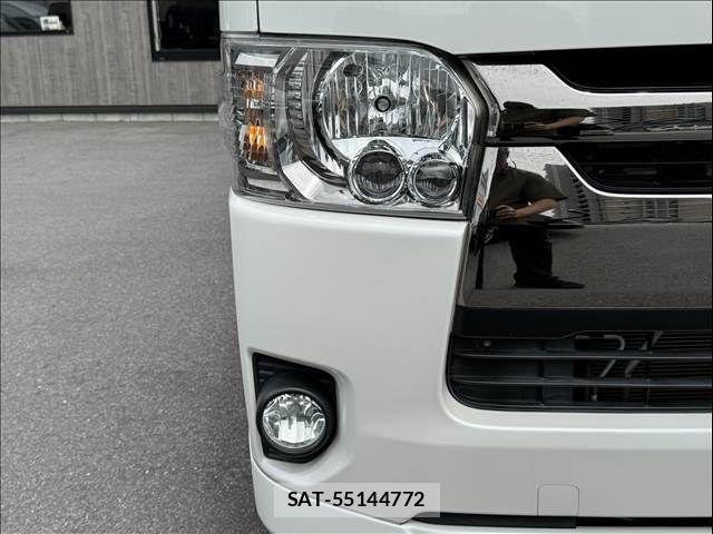 Toyota HIACE VAN 2019-09 7729974-4