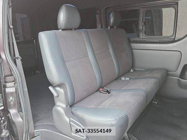 Toyota HIACE VAN 2021-01 7729973-11