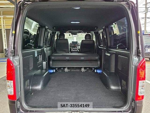 Toyota HIACE VAN 2021-01 7729973-12