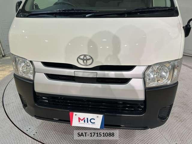 Toyota HIACE VAN 2019-01 7729993-20