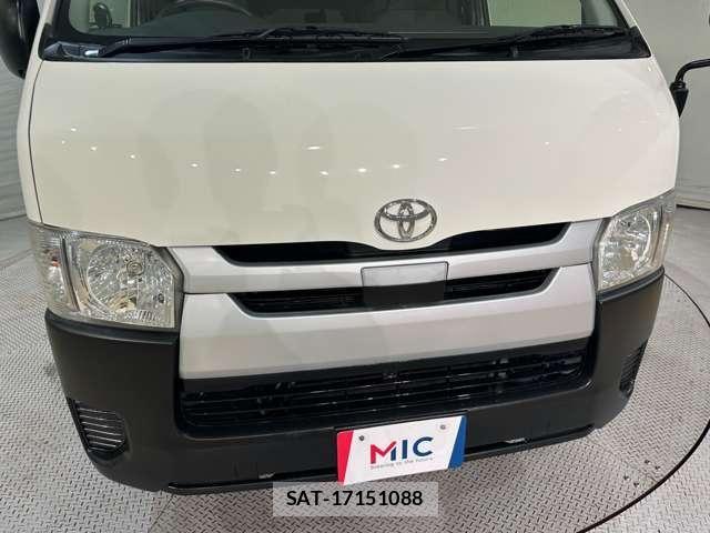 Toyota HIACE VAN 2019-01 7729993-21