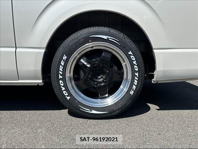 Toyota HIACE VAN 2020-02 7729975-16