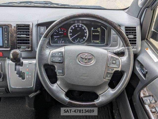 Toyota HIACE VAN 2021-05 7729976-10