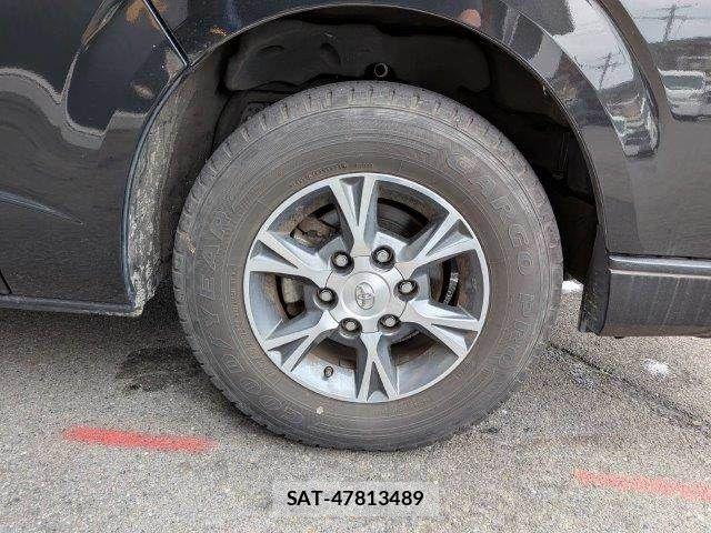 Toyota HIACE VAN 2021-05 7729976-13