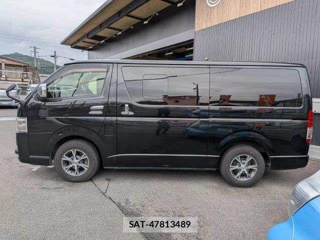 Toyota HIACE VAN 2021-05 7729976-20