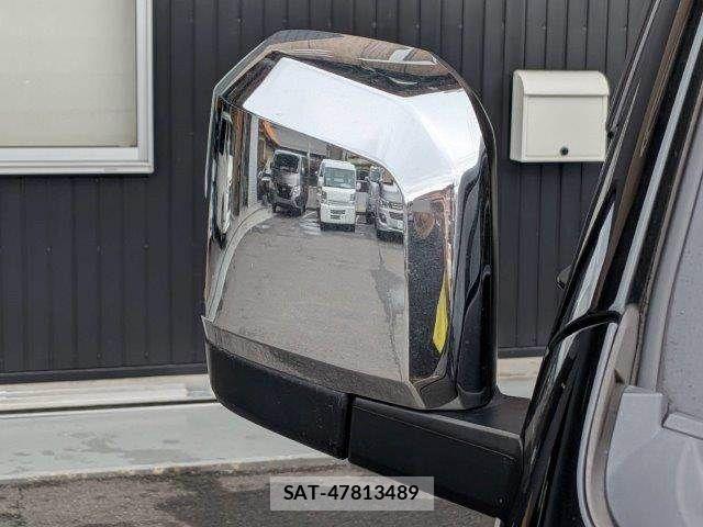 Toyota HIACE VAN 2021-05 7729976-26