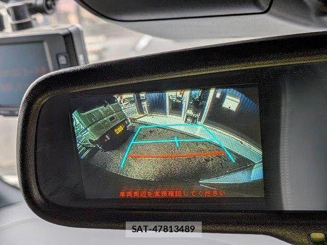 Toyota HIACE VAN 2021-05 7729976-5