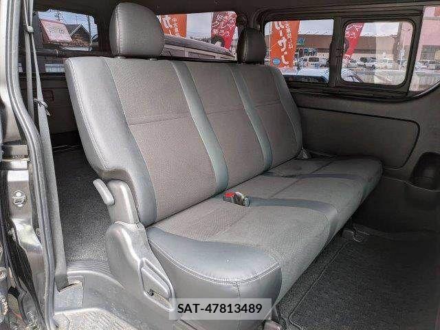 Toyota HIACE VAN 2021-05 7729976-8
