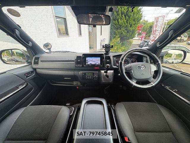 Toyota HIACE VAN 2020-03 7729969-1