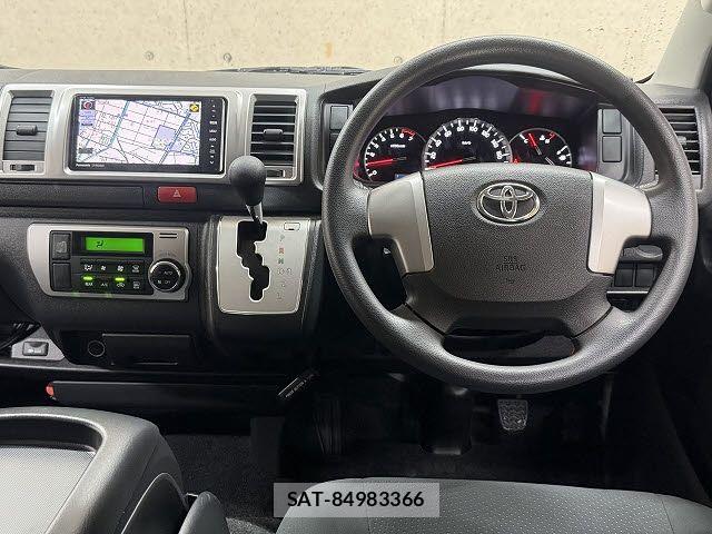 Toyota HIACE VAN 2014-03 7729991-1
