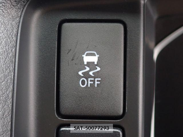 Toyota HIACE VAN 2022-03 7729972-15