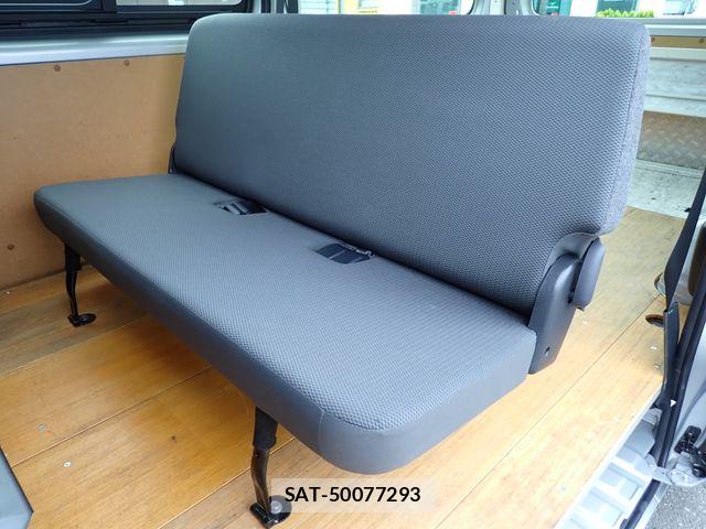 Toyota HIACE VAN 2022-03 7729972-24