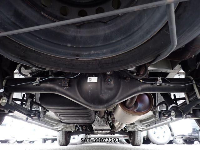 Toyota HIACE VAN 2022-03 7729972-28