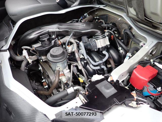 Toyota HIACE VAN 2022-03 7729972-29