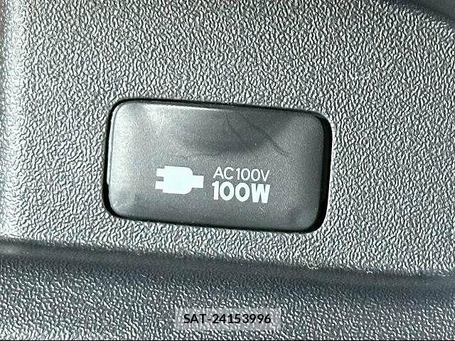 Toyota HIACE VAN 2022-06 7729953-9