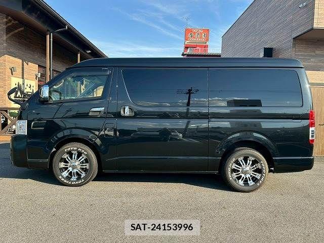 Toyota HIACE VAN 2022-06 7729953-14