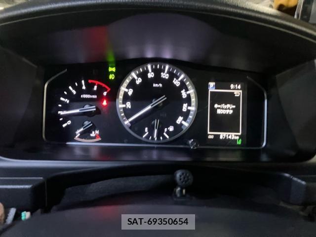 Toyota HIACE VAN 2020-08 7729971-11
