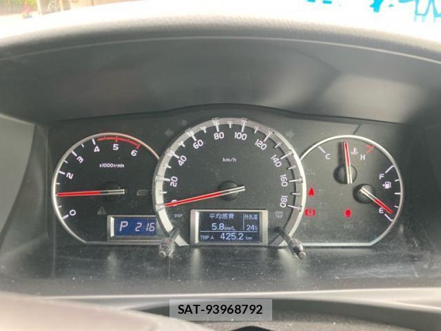 Toyota HIACE VAN 2015-10 7729995-19