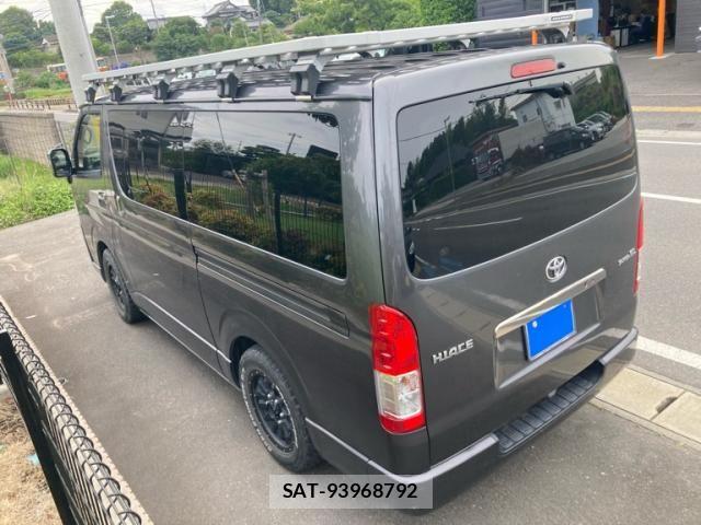 Toyota HIACE VAN 2015-10 7729995-2