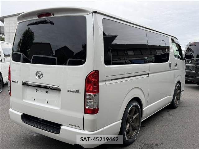 Toyota HIACE VAN 2018-07 7729970-14