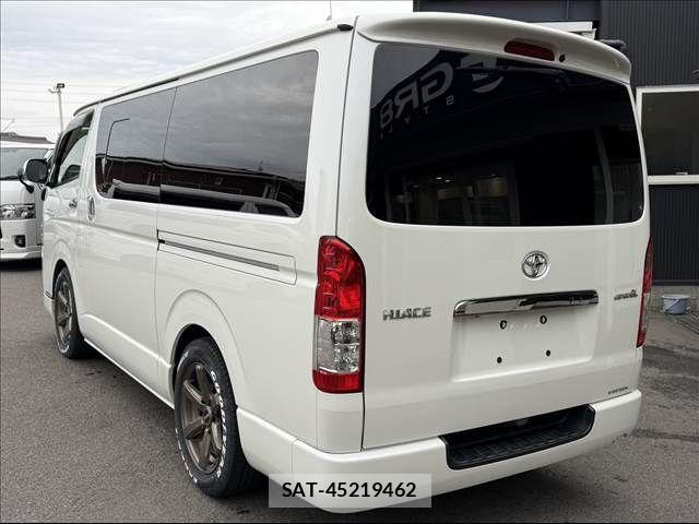 Toyota HIACE VAN 2018-07 7729970-15