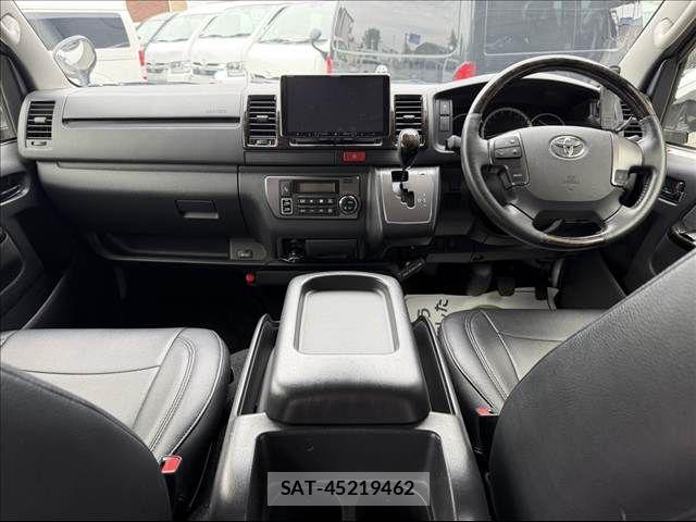 Toyota HIACE VAN 2018-07 7729970-3