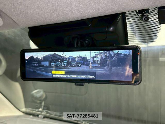 Toyota HIACE VAN 2018-10 7729990-9