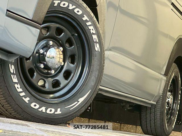 Toyota HIACE VAN 2018-10 7729990-17