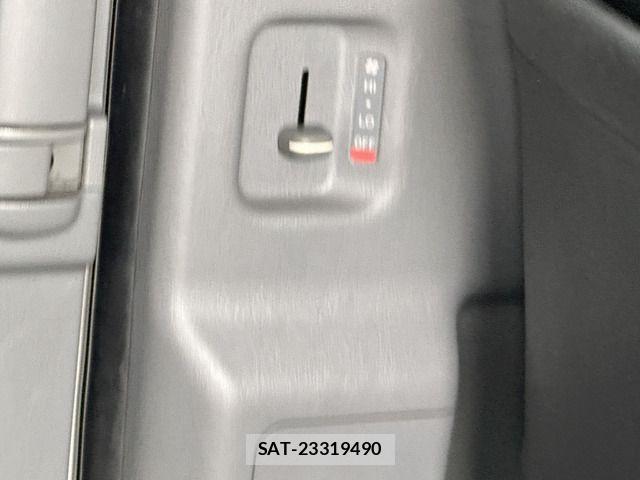 Toyota HIACE VAN 2009-04 7729994-11