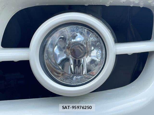 Toyota HIACE VAN 2010-08 7789921-24