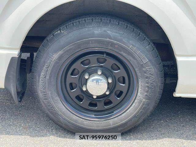 Toyota HIACE VAN 2010-08 7789921-28