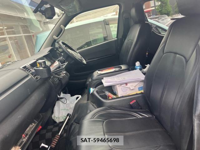 Toyota HIACE VAN 2016-09 7789920-11