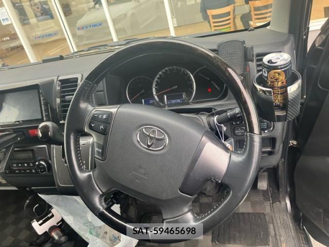 Toyota HIACE VAN 2016-09 7789920-13