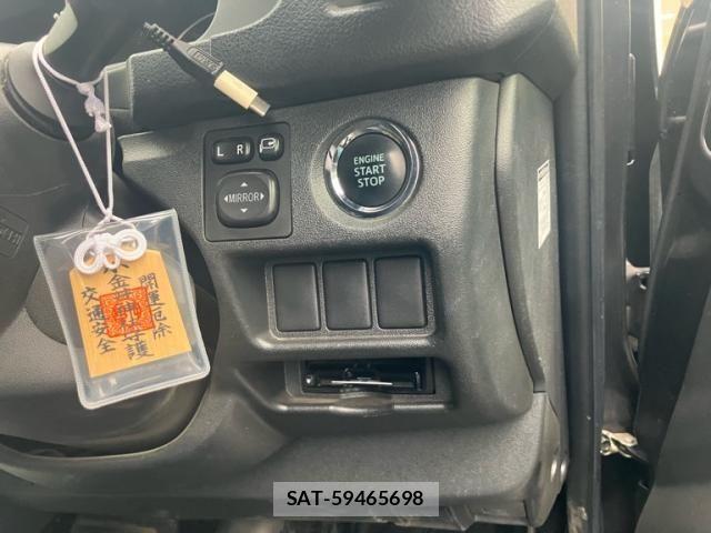 Toyota HIACE VAN 2016-09 7789920-14