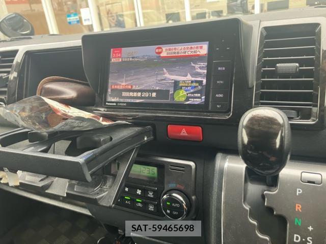 Toyota HIACE VAN 2016-09 7789920-19
