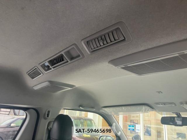 Toyota HIACE VAN 2016-09 7789920-22