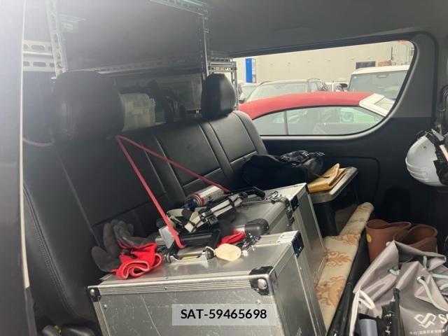 Toyota HIACE VAN 2016-09 7789920-23