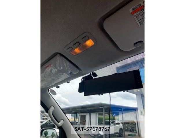 Toyota HIACE VAN 2009-06 7789906-13