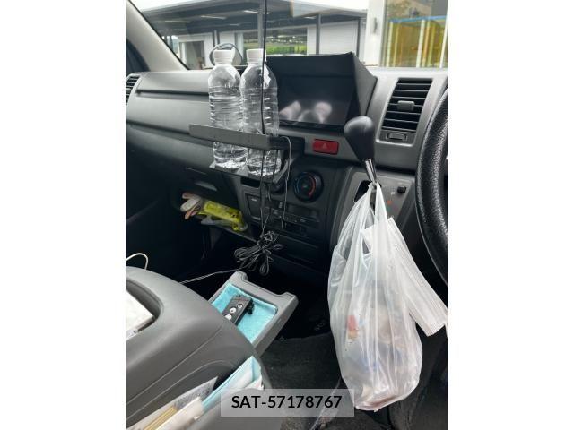 Toyota HIACE VAN 2009-06 7789906-14