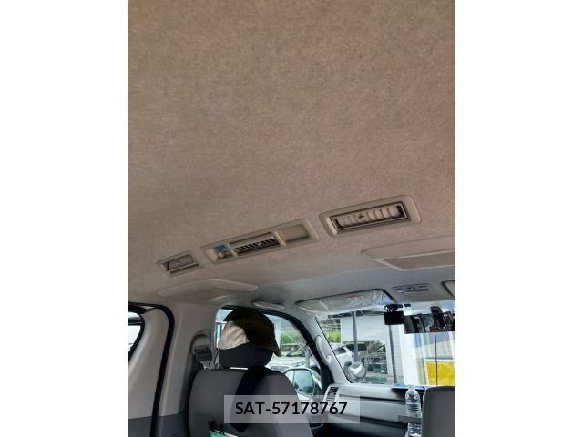 Toyota HIACE VAN 2009-06 7789906-17