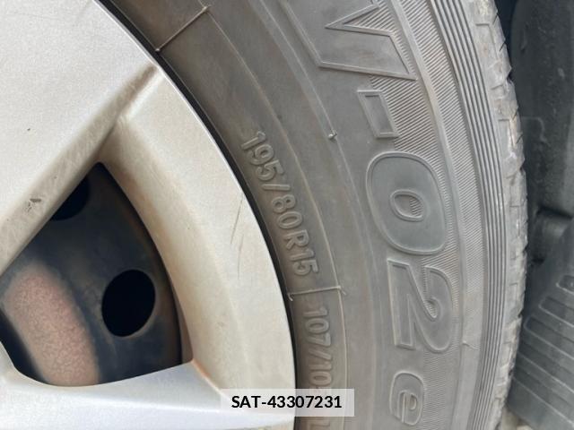 Toyota HIACE VAN 2012-08 7789909-11