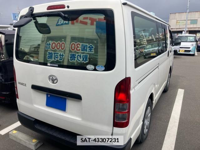 Toyota HIACE VAN 2012-08 7789909-4