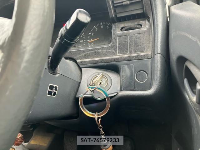 Toyota HIACE VAN 2002-10 7880103-12
