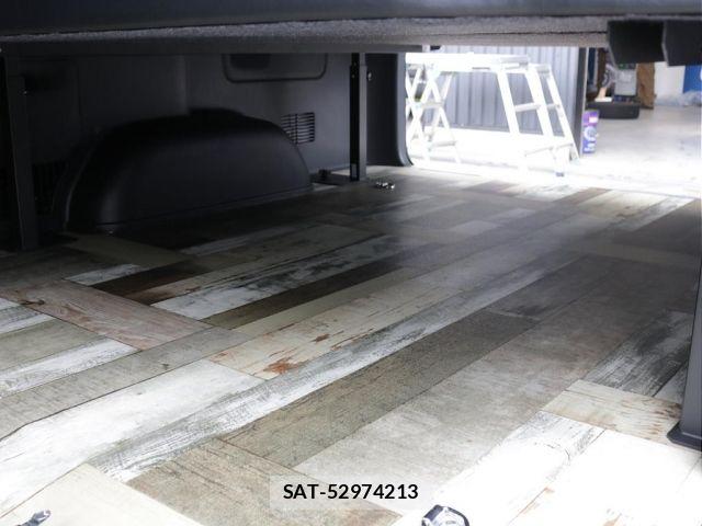 Toyota HIACE VAN 2024-01 7880085-4